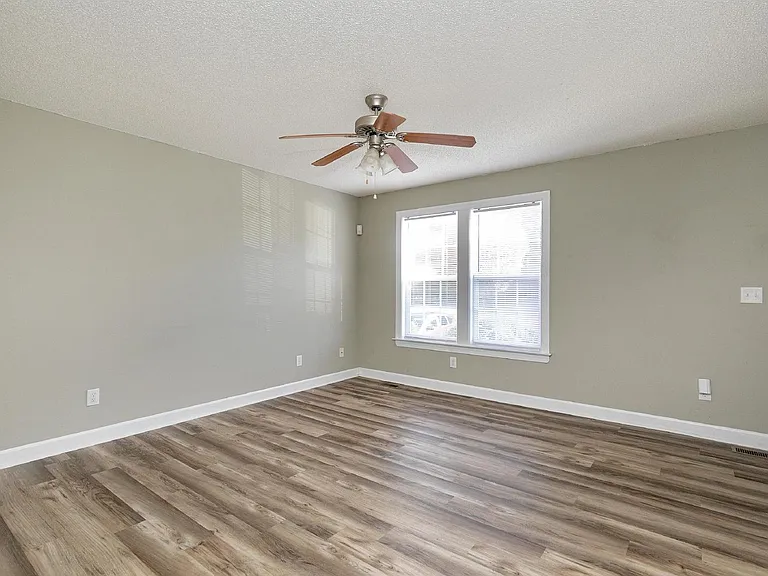 1709 Stroll Cir — Photo 3