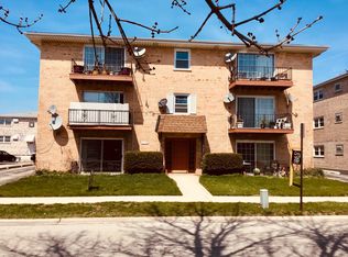 7110 Oconnell Dr APT 3E, Chicago Ridge, IL 60415