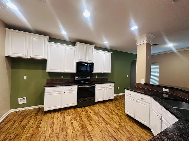 6017 Tapestry Dr — Photo 29