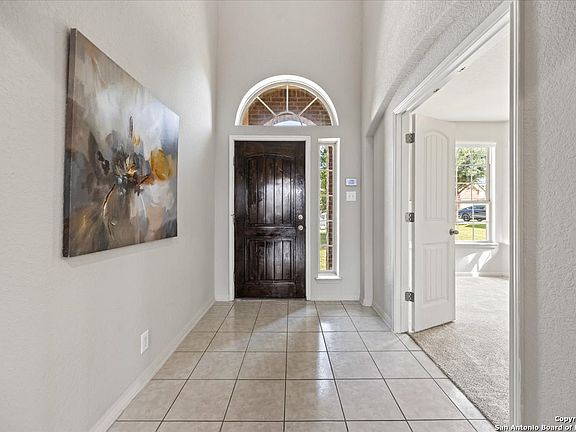5th image of 3132 Birch Bend