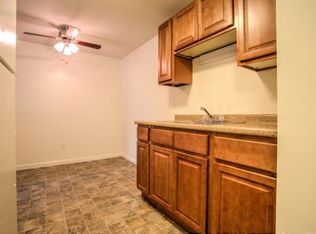 31 Old Carriage Rd APT 70, West Warwick, RI 02893