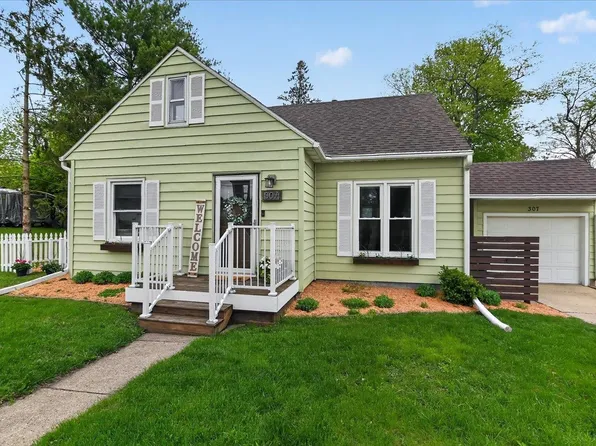 307 Union St, Sun Prairie, WI 53590