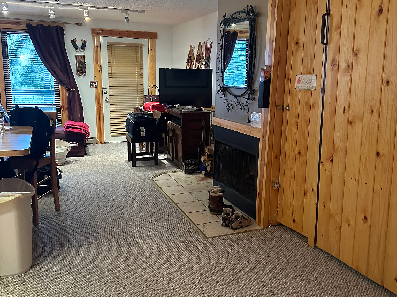 Ridgewood, Snowshoe — Photo 4