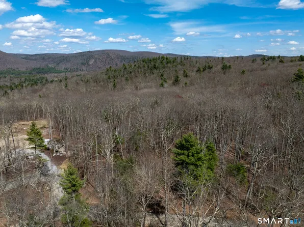 Aspen Hill Drive, Canaan, CT 06031