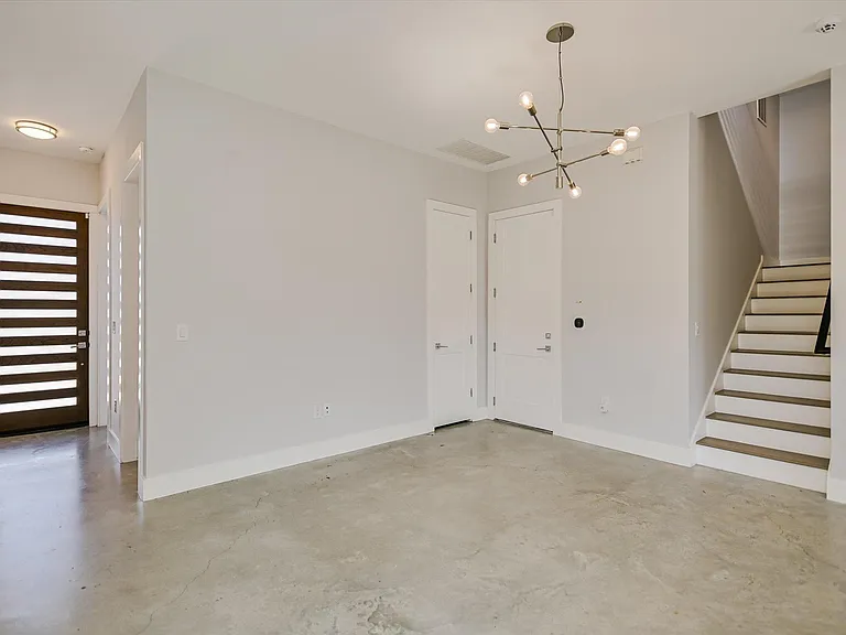 1131 Mason Ave #A — Photo 4