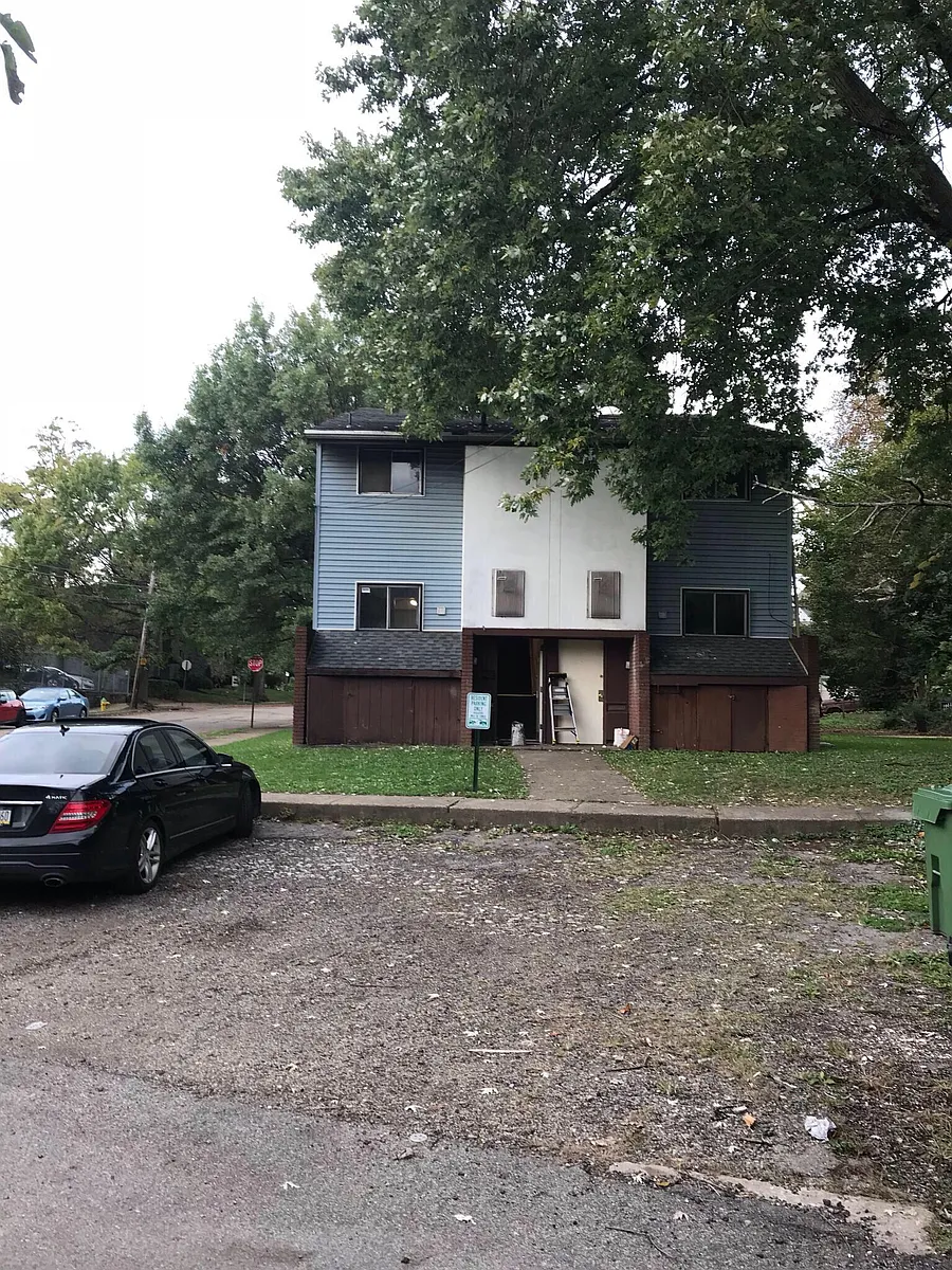 Building Photo - 406 Rebecca Ave