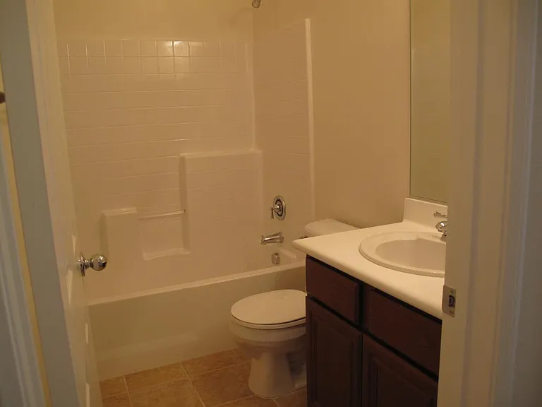 2nd Bathroom