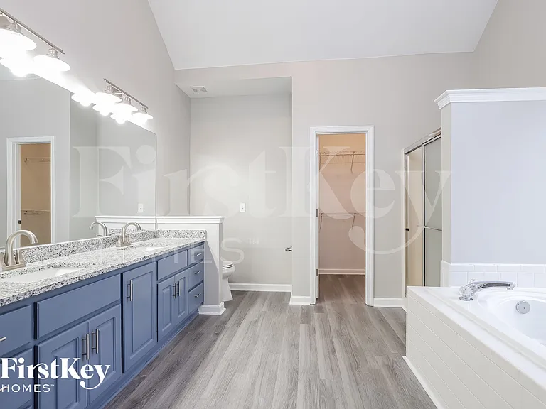 5320 Parkside Trl — Photo 9
