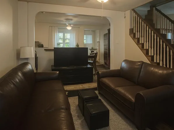 1491 East 94th Street image 3 of 12