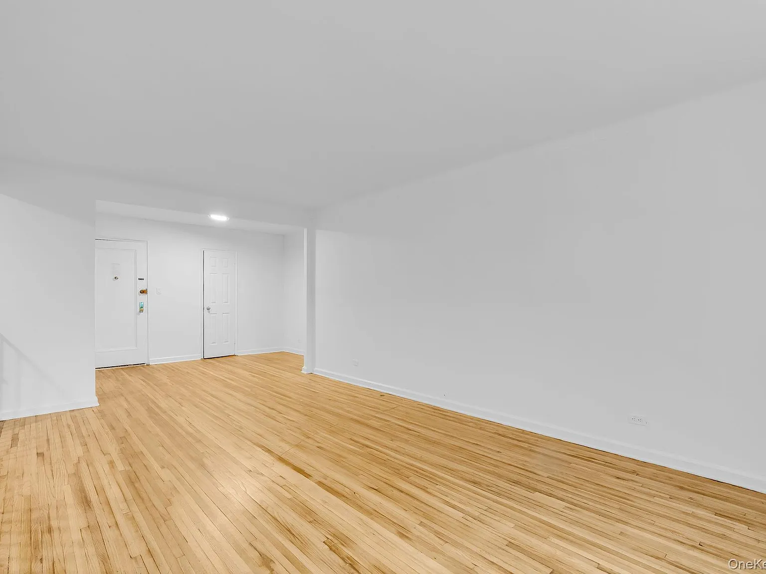 1 bed, 1.0 bath, 850 sqft, $2,550 — Photo 2