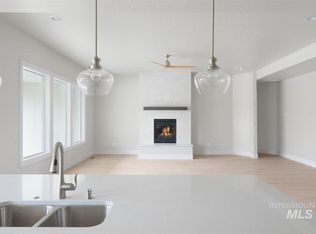 24813 Valley Run Pl, Star, ID 83644