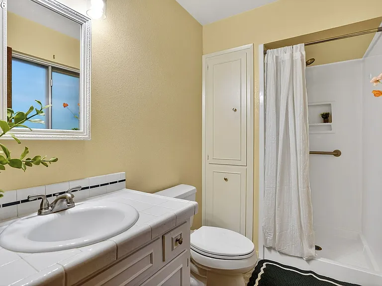 12855 SW Glenn Dr — Photo 13