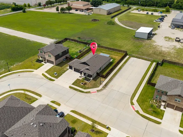 970 Hurstwood Dr, Van Alstyne, TX 75495