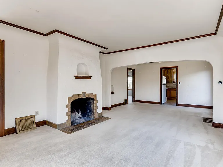 720 N 76th St — Photo 4