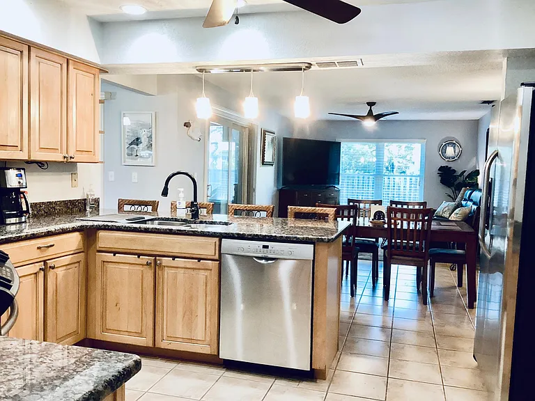 921 Cypress Wood Ln — Photo 28