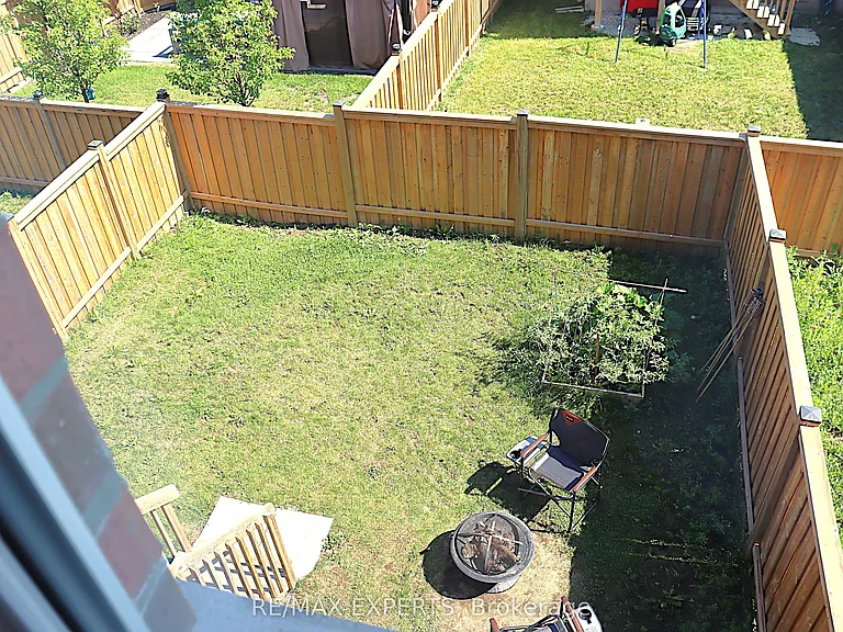 2265 Grainger Loop — Photo 28