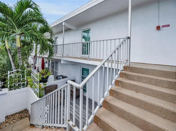 1655 S Highland Ave APT D241, Clearwater, FL 33756