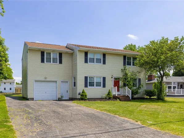 20 Notre Dame Dr, Rochester, NY 14623