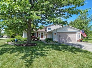 8624 Crow Dr, Macedonia, OH 44056
