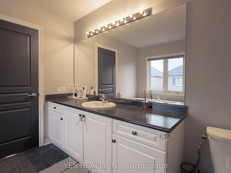 34 Newhouse Blvd — Photo 29