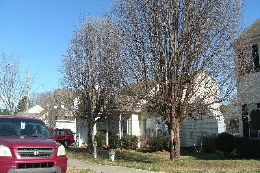 2nd image of 624 Hanska Way