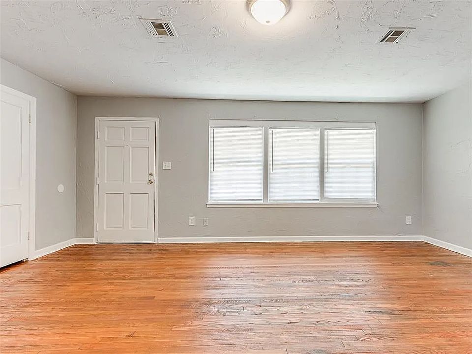2nd image of 1321 Campbell Rd