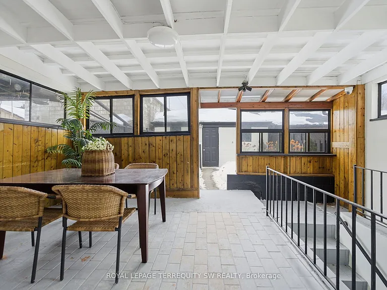 497 Ossington Ave #BASEMENT — Photo 29