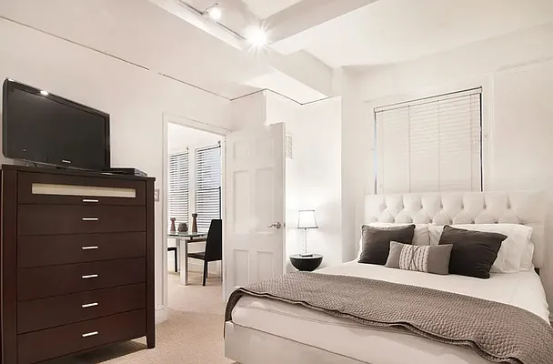 Rented by WAM Partners - William Moses Co. | media 5