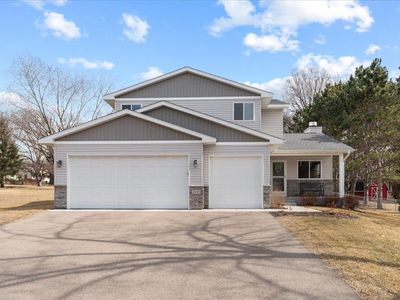 2132 Arkwright St, Saint Paul, MN, 55117