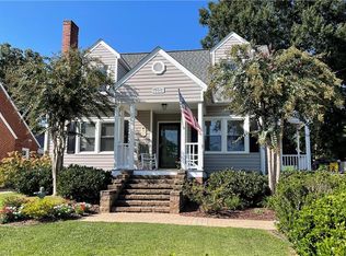 900 Chestnut Dr, High Point, NC 27262