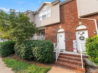 528 Great Beds Ct, Perth Amboy, NJ 08861