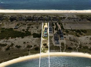 750 Dune Rd, Westhampton Beach, NY 11978