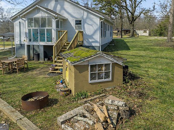 3rd image of 1203 Mize Rd