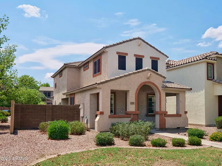 2188 S Heron Ln — Photo 1