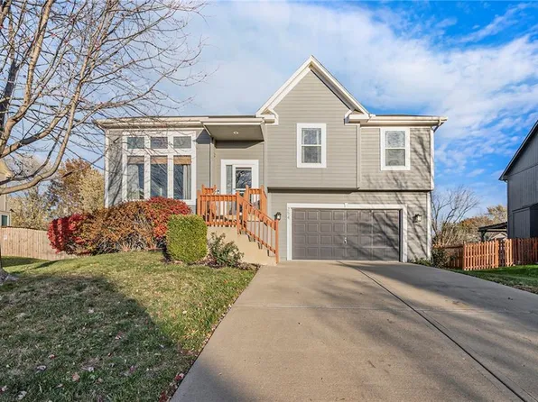 254 W Cheyenne St, Gardner, KS 66030