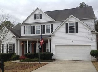 2315 Village Centre Dr, Loganville, GA 30052