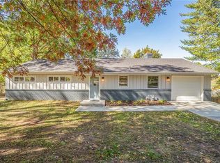 5912 NW Hutson Rd, Kansas City, MO 64151