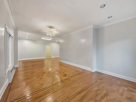 4th image of 1410 Avenue House Brooklyn Ky