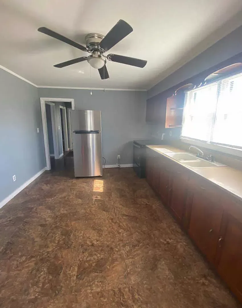 Charming 2-Bedroom, 1-Bathroom Independent House — Photo 3