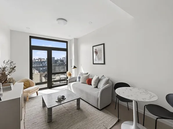 11-52 44th Dr #Pha, Long Island City, NY 11101