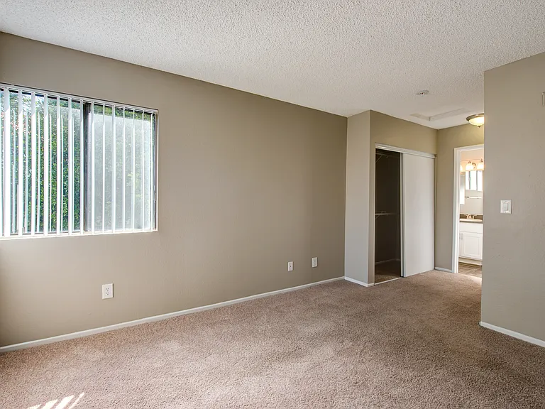 Canyon Ridge — Photo 8