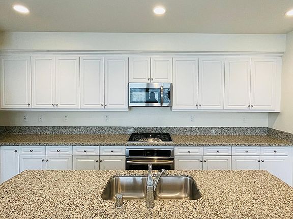 Counter & cabinets