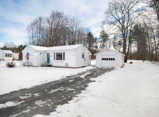 1176 Sunset Dr, Willsboro, NY 12996