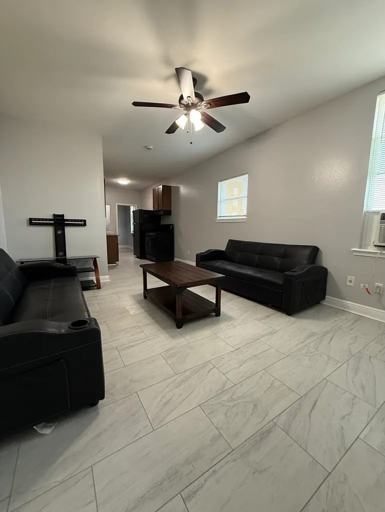 Living Room - 3100 Gravier St #A