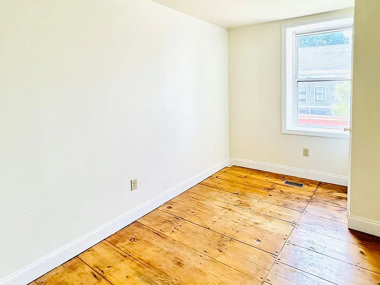 46 King Street — Photo 5