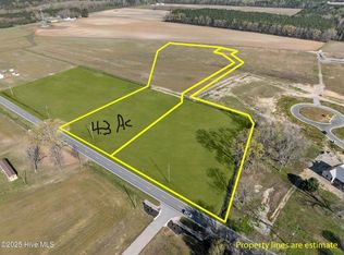 2293 State Highway 102 E, Ayden, NC 28513