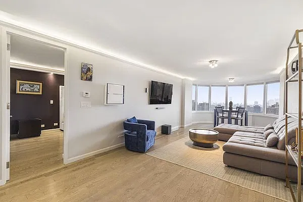 Sold by Thrasher Real Estate | media 1