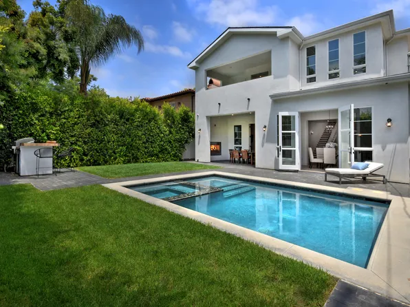 14930 Hesby St, Sherman Oaks, CA 91403