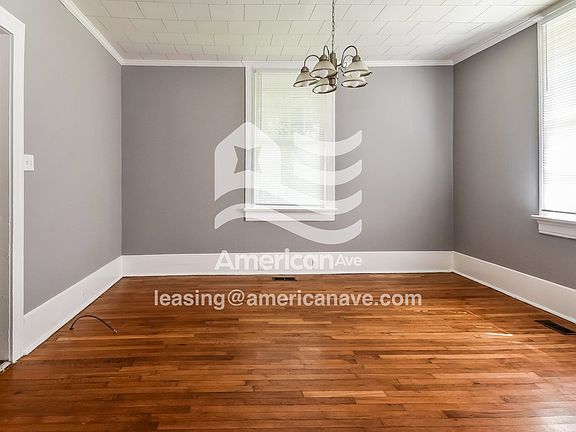1897_004_wm_-_dining_room_12930182.jpg