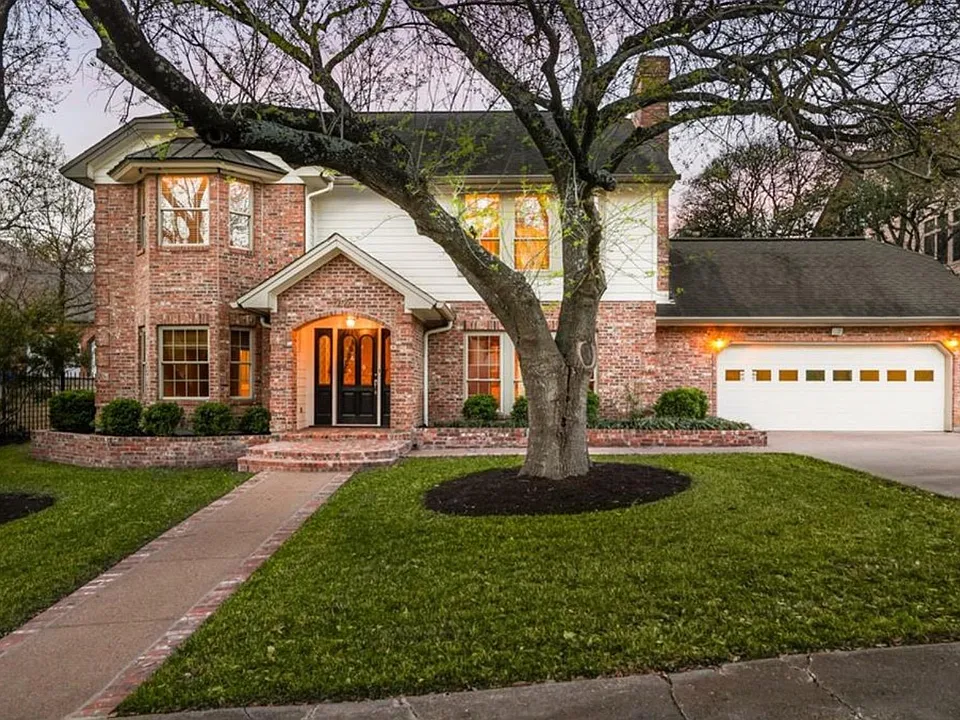 1702 Crested Butte Dr